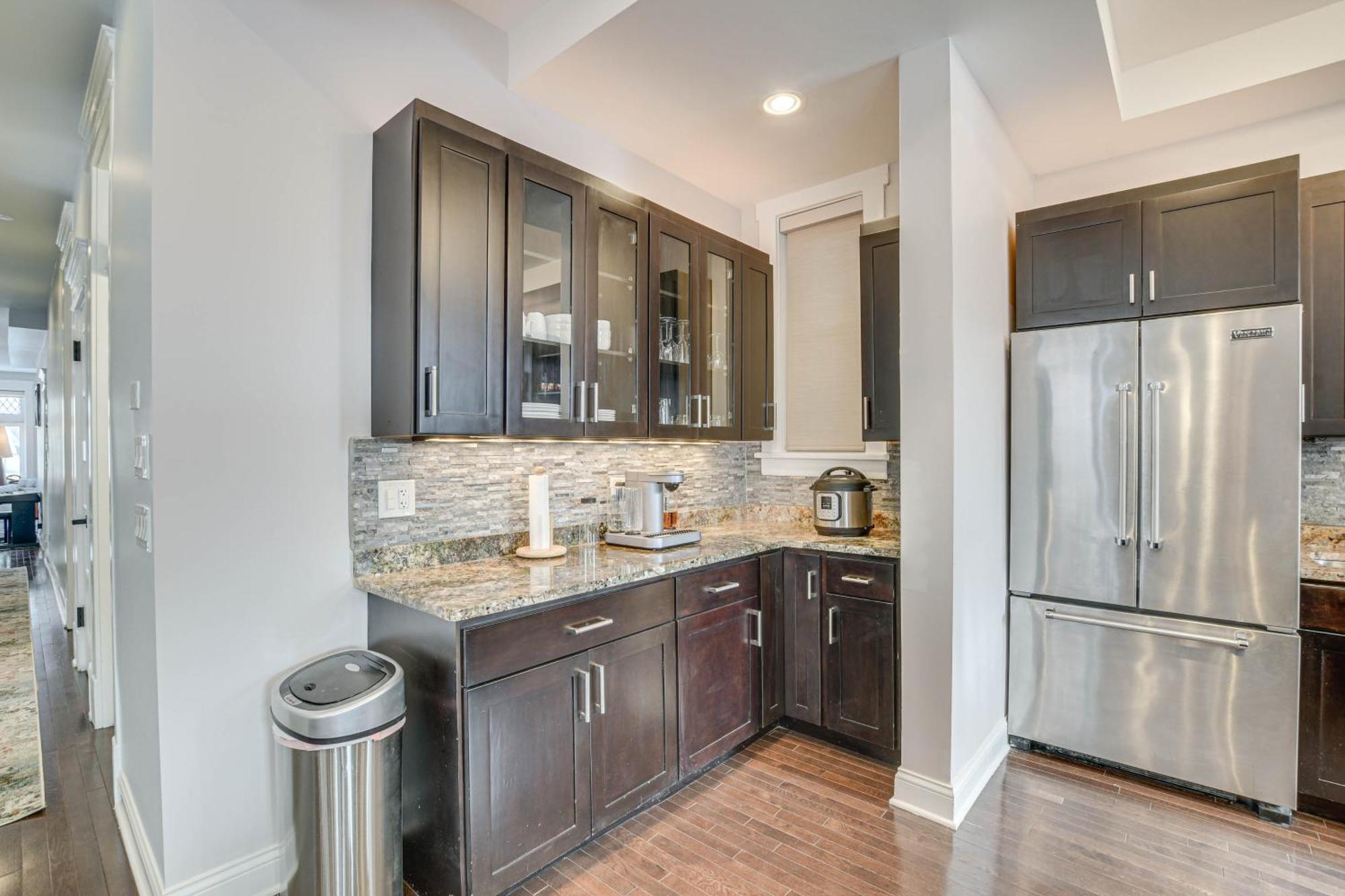 Spacious Condo With Deck About 3 Mi To Downtown Chicago! Kültér fotó