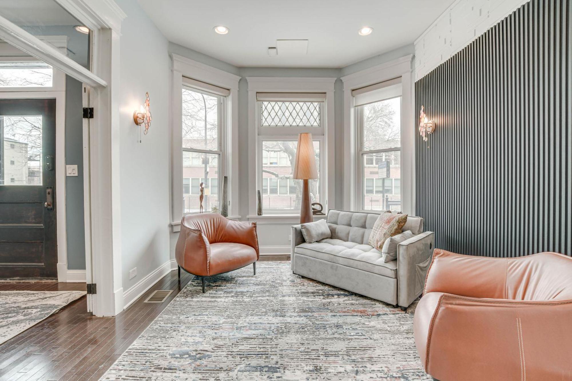 Spacious Condo With Deck About 3 Mi To Downtown Chicago! Kültér fotó