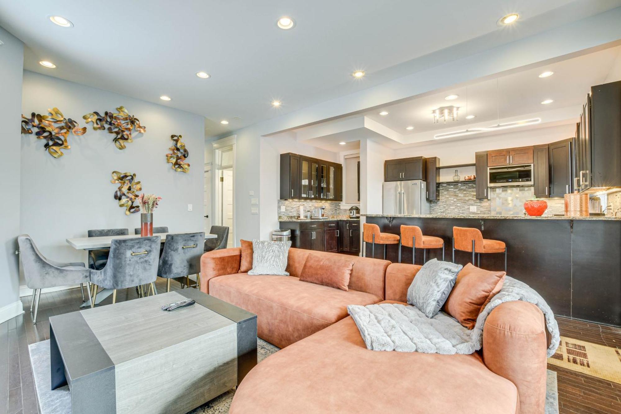 Spacious Condo With Deck About 3 Mi To Downtown Chicago! Kültér fotó