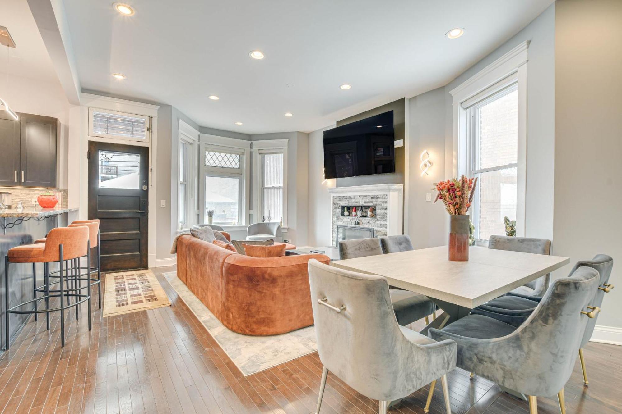 Spacious Condo With Deck About 3 Mi To Downtown Chicago! Kültér fotó